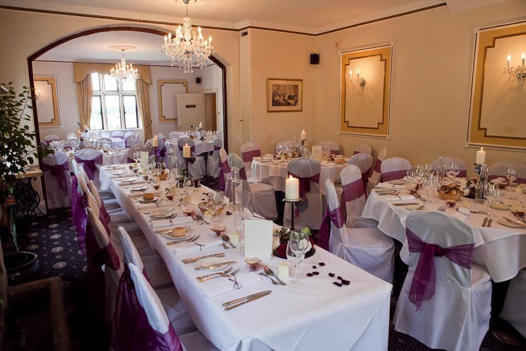 Stanton Manor Hotel Chippenham  Exterior foto